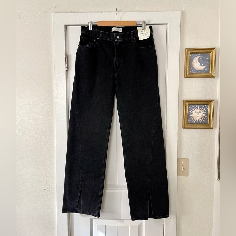NWT Abercrombie & Fitch 90's Relaxed Jeans Size 31 / 12 Long Black Denim Boho - Picture 2 of 6